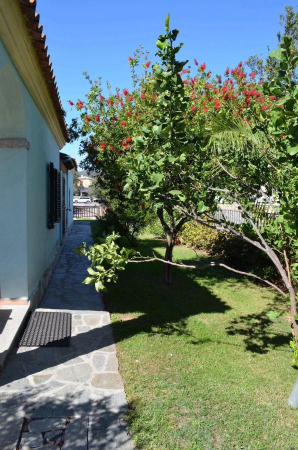 Iss Travel, La Padula - Apartments With Private Veranda And Parking San Teodoro  Extérieur photo