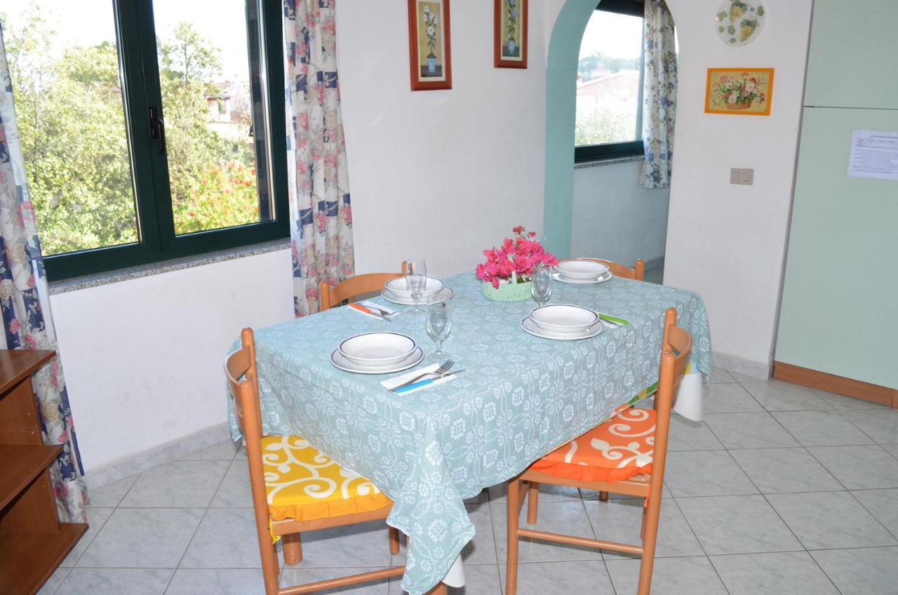 Iss Travel, La Padula - Apartments With Private Veranda And Parking San Teodoro  Extérieur photo